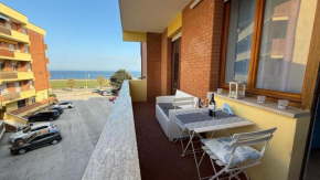 P051 Porto Recanati, comodo bilocale vista mare Porto Recanati